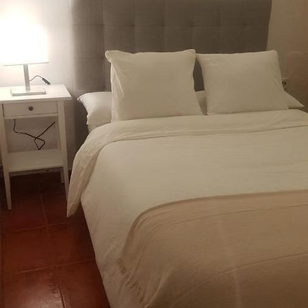 Sleepers Apto Nico L'Hospitalet de Llobregat Eksteriør bilde